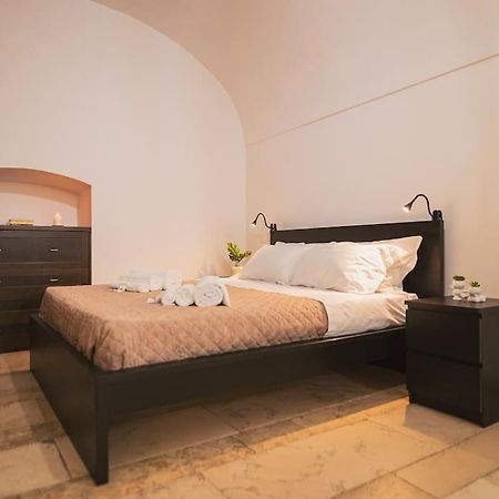 Trani -Suite ❉Marmor - Elegante Casa Storica ❉ מראה חיצוני תמונה