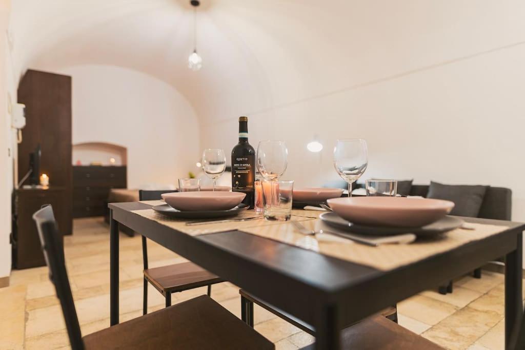 Trani -Suite ❉Marmor - Elegante Casa Storica ❉ מראה חיצוני תמונה